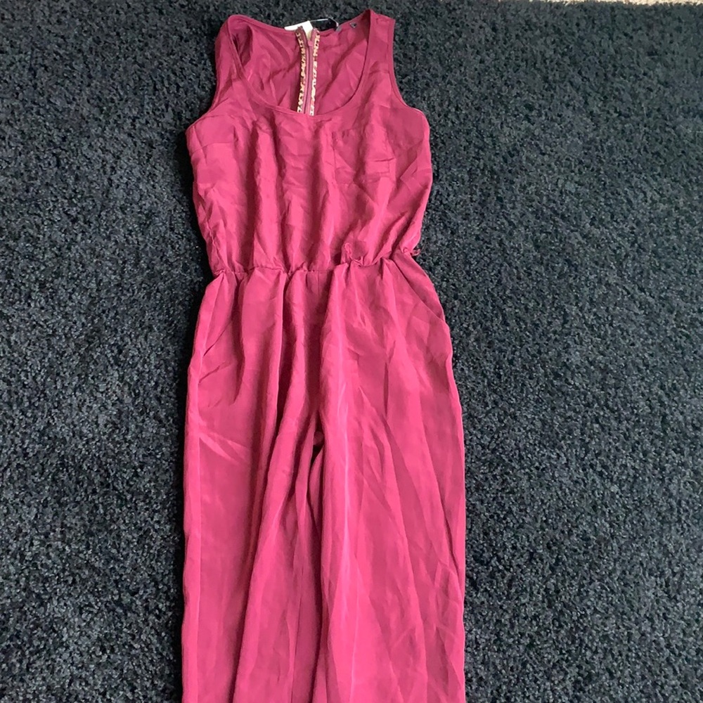 Guess jumpsuit, Small, Never worn, Maroon color